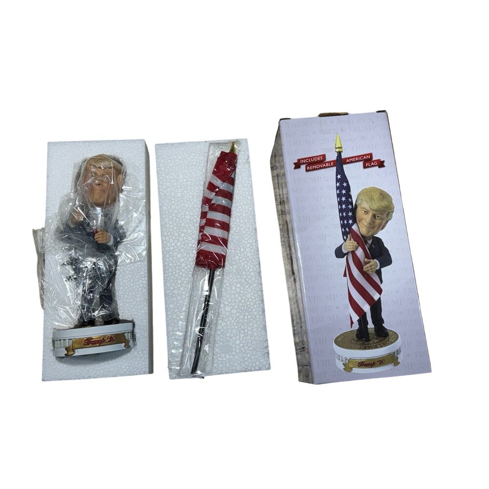 Donald Trump 45th President LE Bobblehead Proud Patriots Cloth American Flag
